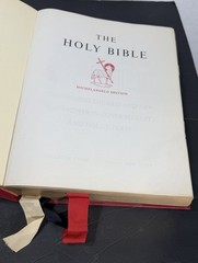 Holy Bible, Michelangelo Edition Confraternity & Douay Texts 9-8-1966 In Plastic