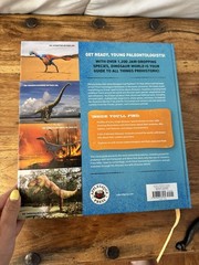 Dinosaur World : Over 1,200 Amazing Dinosaurs, Famous Fossils Evan Johnson