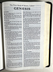 KJV Ultraslim Bible Burgundy Bonded Leather Belgium Print 2015BGM Clean VG+