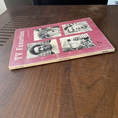 TV Favorites by Linda Beech 1971 ~ Dark Shadows Partridge Glen Cambell