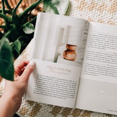 The Daily Grace Co Faith Questions – Suffering Booklet