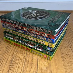Guinness World Records Book Lot 2013 2014 2015 2016 2017 2019 & Ripleys PlsCDesc