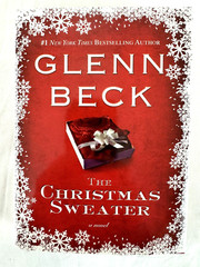 Autographed „THE CHRISTMAS SWEATER” GLENN BECK 2008 PADDED BOX First Edition