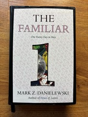 The Familiar, Volume 1: One Rainy Day in May/Mark Z. Danielewski/VERY GOOD FLEXI