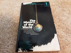 The History of the world in 240 pages by Rene sedillot. Pb 70