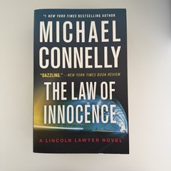 Lot of 6 Michael Connelly Paperback Books