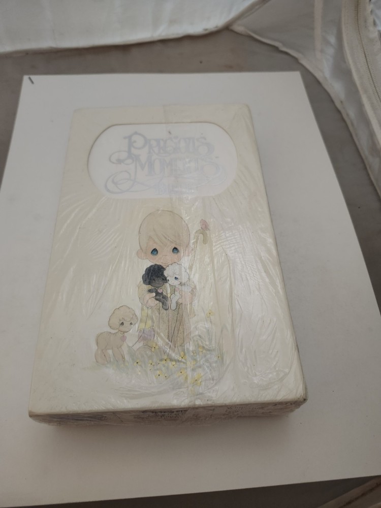 Precious Moments Bible New King James Version 271W White Keepsake Edition Sealed