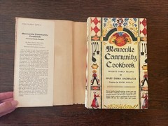Mennonite Community Cookbook Showalter 1983 Revised HCDJ Vintage