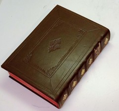 ANTIQUE DOUAY RHEIMS CATHOLIC VULGATE BIBLE; FINE BINDING FULL LEATHER [ca1943]