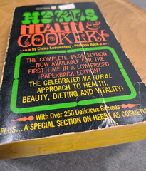 1967 Herbs Health & Cookery VTG Cookbook by Claire Loewenfeld & Phillipa Back PB