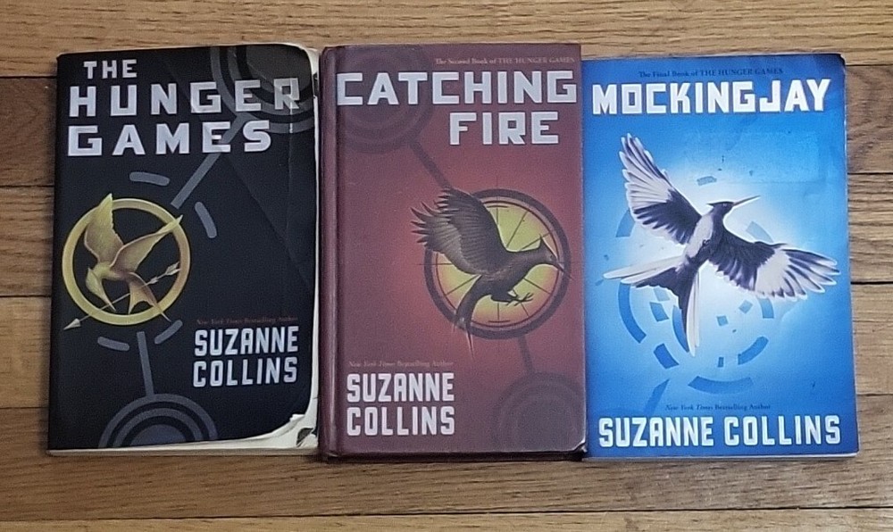 The Hunger Games Trilogy Lot of 3 Books Suzanne Collins