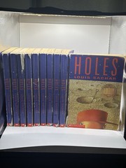 HOLES Class Set Louis Sachar Newberry Guided Reading lot of 10 books novel