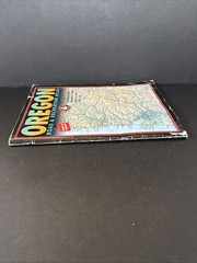 Oregon Road and Recreation by Benchmark Maps Staff (2006, Map, Other)