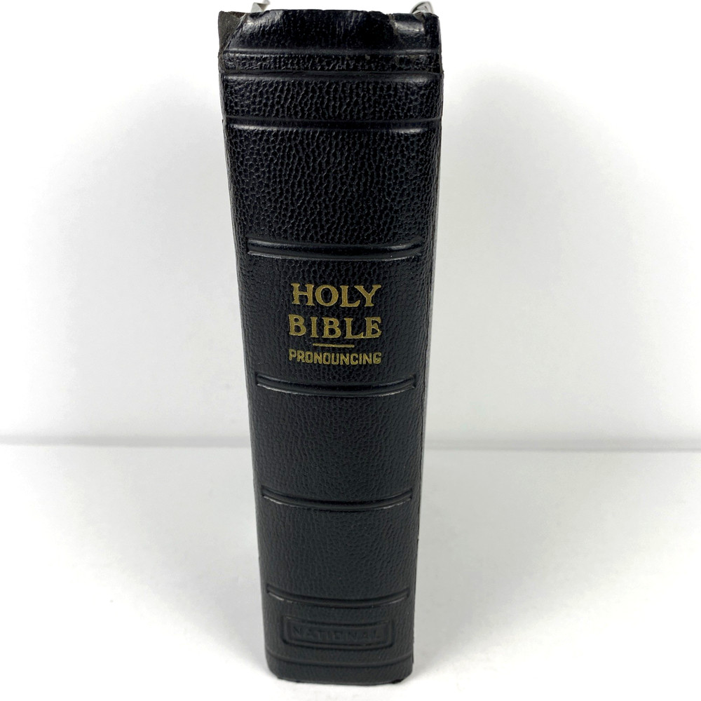 The Holy Bible King James Version Self-Pronouncing 1940s National Bible Press
