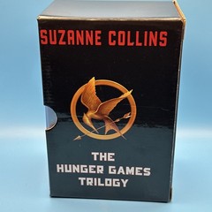 Hunger Games Trilogy Boxed Set Set by Suzanne Collins (2010, Box or Slipcased)