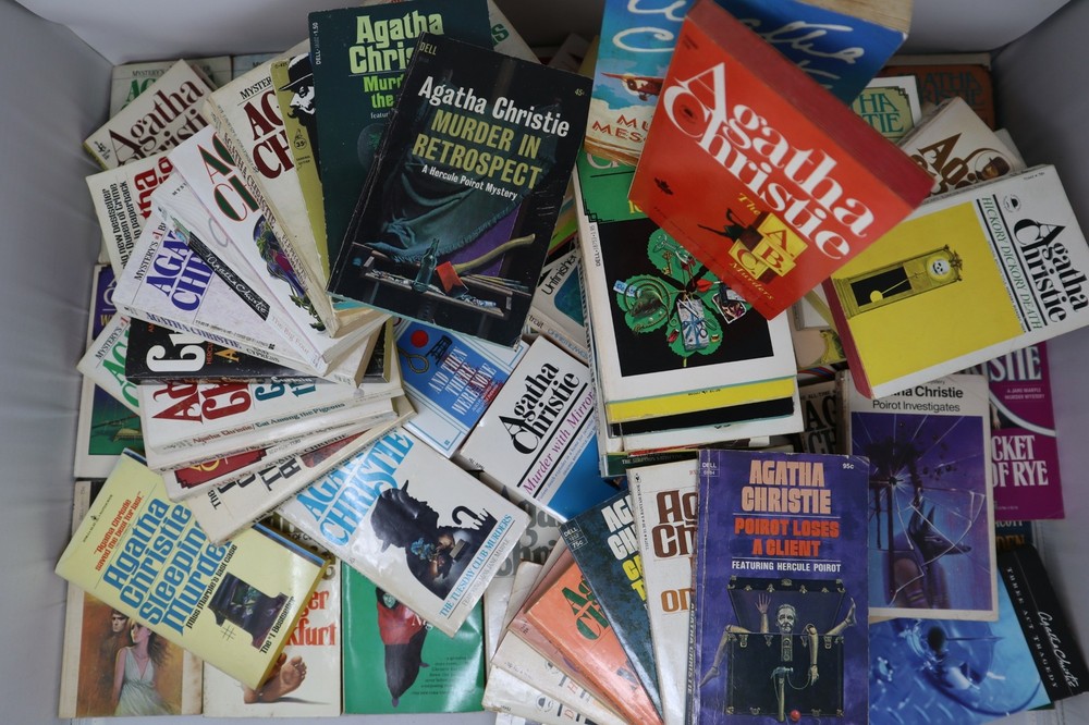 Lot Of 5 Agatha Christie Mystery Paperback *Random Mix* Books Free Shipping