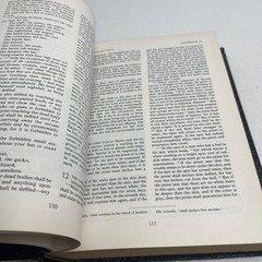 VTG – The Living Bible – Holman Illustrated Edition – 1973