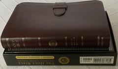 ESV COMPACT THINLINE EDITION. PREMIUM BONDED LEATHER. SLIDE TAB. NEW IN BOX.