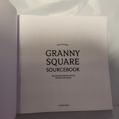 The Ultimate Granny Square Sourcebook: 100 Contemporary Motifs to Mix and M…