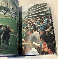 THE ROYAL HONG KONG JOCKEY CLUB Horse Racing Illustrated w/ Slipcase 1975 RARE