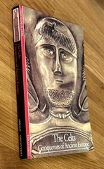 Discoveries: Celts by Christiane Eluere (1993, Trade Paperback) Mint