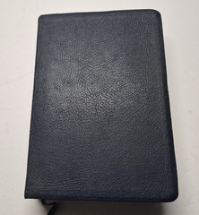 Zondervan Genuine Leather NIV Application Study Bible Navy Red Letter