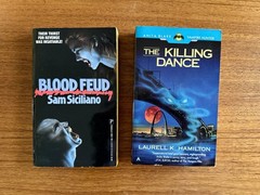 VAMPIRE Dracula PAPERBACK Book LOT Horror PN ELROD Les Daniels DAN SIMMONS++