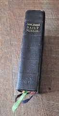 Saint Joseph Daily Missal Rev. Hugo H. Hoever 1961 Revised Edition Catholic Book