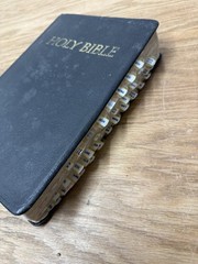 Holy Bible – KJV – National Bible Press 1973 – Large Print Crystal Clear Type Ta