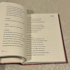 Othello by William Shakespeare, 2011 Hardcover book, Simon & Brown