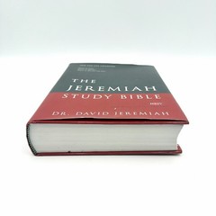 The Jeremiah Study Bible by Dr. David Jeremiah NKJV 2013 HC/DJ