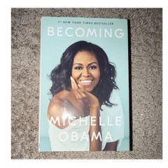 Crown Publishing Group Becoming by Michelle Obama Hardcover Memoir 2018