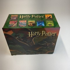 Harry Potter Paperback Boxset #1-7 J. K. Rowling (2009) Scholastic