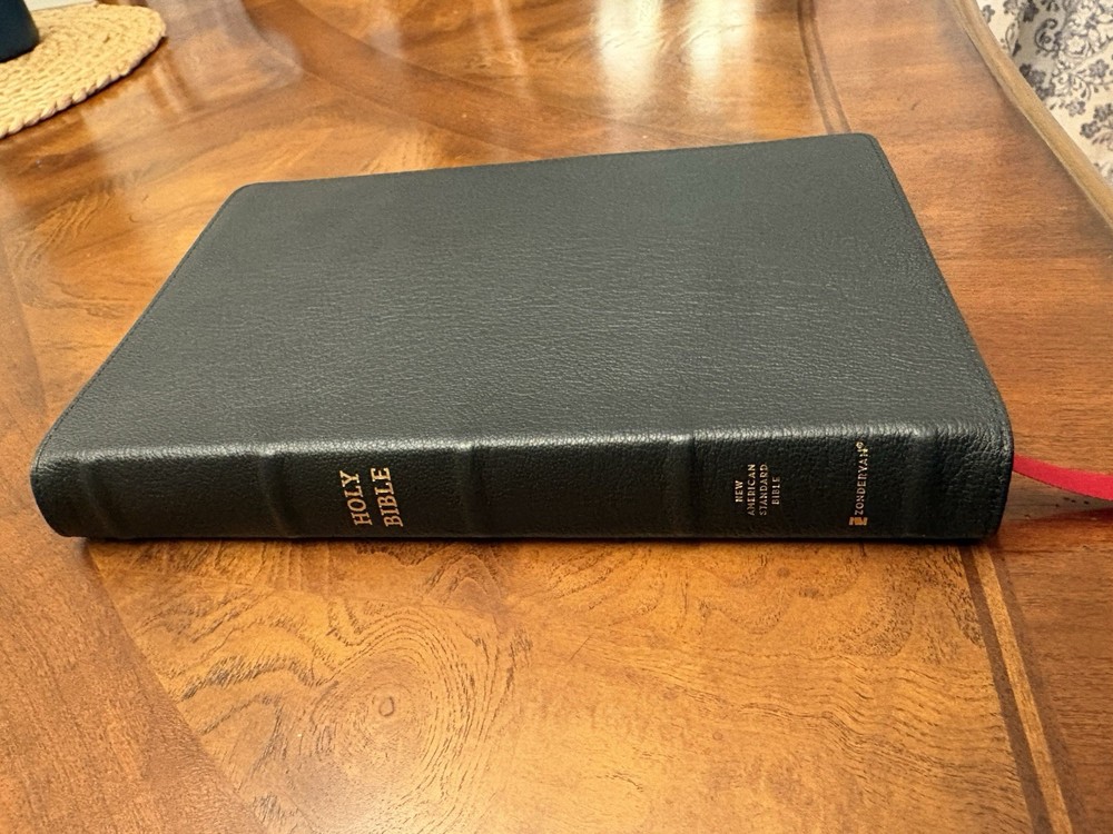NASB Preacher’s Bible Premium Goatskin Leather Black Premier Collection 1995