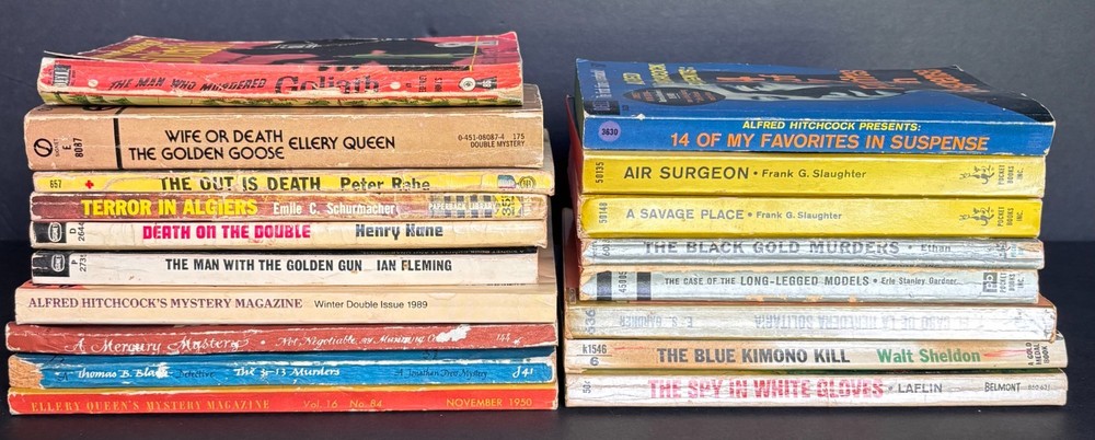 Vintage Murder Mystery Suspense Paperback Books Assorted Lot Of 18