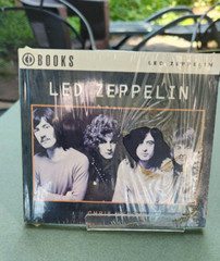 LED ZEPPELIN Book by Chris Welch Book