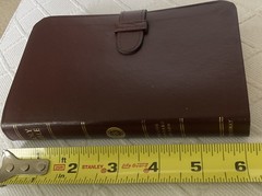 ESV COMPACT THINLINE EDITION. PREMIUM BONDED LEATHER. SLIDE TAB. NEW IN BOX.