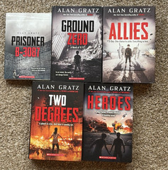Lot of 5 Alan Gratz books (1 PB/4 HB) **VERY GOOD**