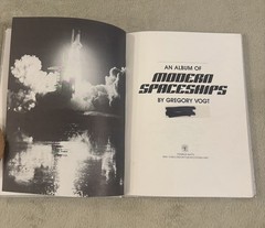 AN ALBUM OF MODERN SPACESHIPS by Gregory Vogt 1987 HC