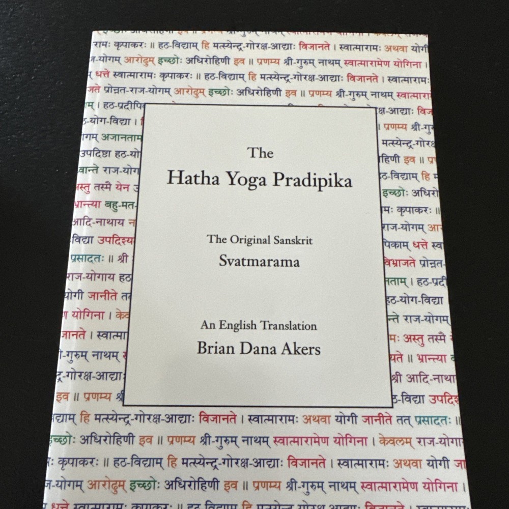 Hatha Yoga Pradipika : The Original Sanskrit and an English Translation