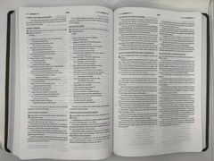 ESV/NBLA, Bilingual Bible, Leathersoft, Grey/ ESV/NBLA, Biblia Bilingüe,…