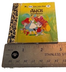 Vtg 1991 A Little Little Mini 2.75” Golden Book #43 Alice In Wonderland – Disney