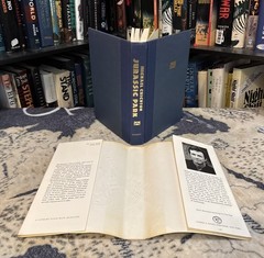 Jurassic Park – Michael Crichton (Hardcover) First Edition/Print, 1st/1st $19.95