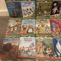 MAGIC TREEHOUSE Paperback Books by Mary Pope Osborne Lot of 45