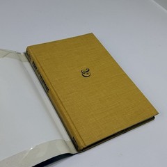 1974 Figgs and Phantoms Signed Hardcover Ellen Raskin First Edition