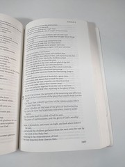 The Bible: King James Version with the Apocrypha (English)Edited by David Norton