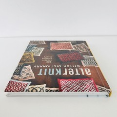 AlterKnit Stitch Dictionary 200 Modern Knitting Motifs Andrea Rangel Hardcover
