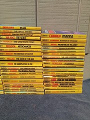 Large Lot 81 Vintage DAW Science Fiction PBs Nice Cnd Great Variety Fst Ship