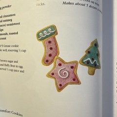 Classic Christmas Cookies: Dozens of Classic Recipes Hardback Book 77 pages