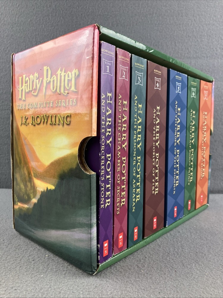 Harry Potter Paperback Boxset #1-7 by J. K. Rowling 7 Volumes Complete Books
